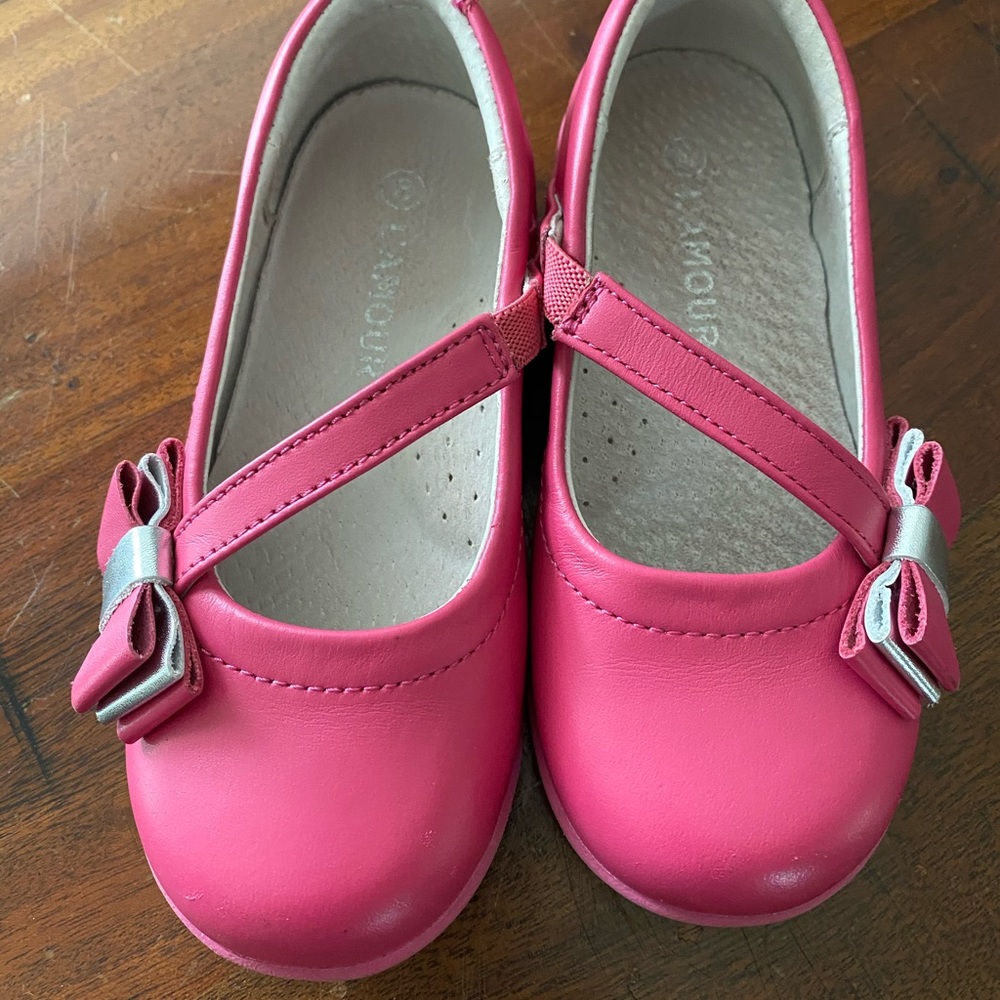 All Leather girls shoes.